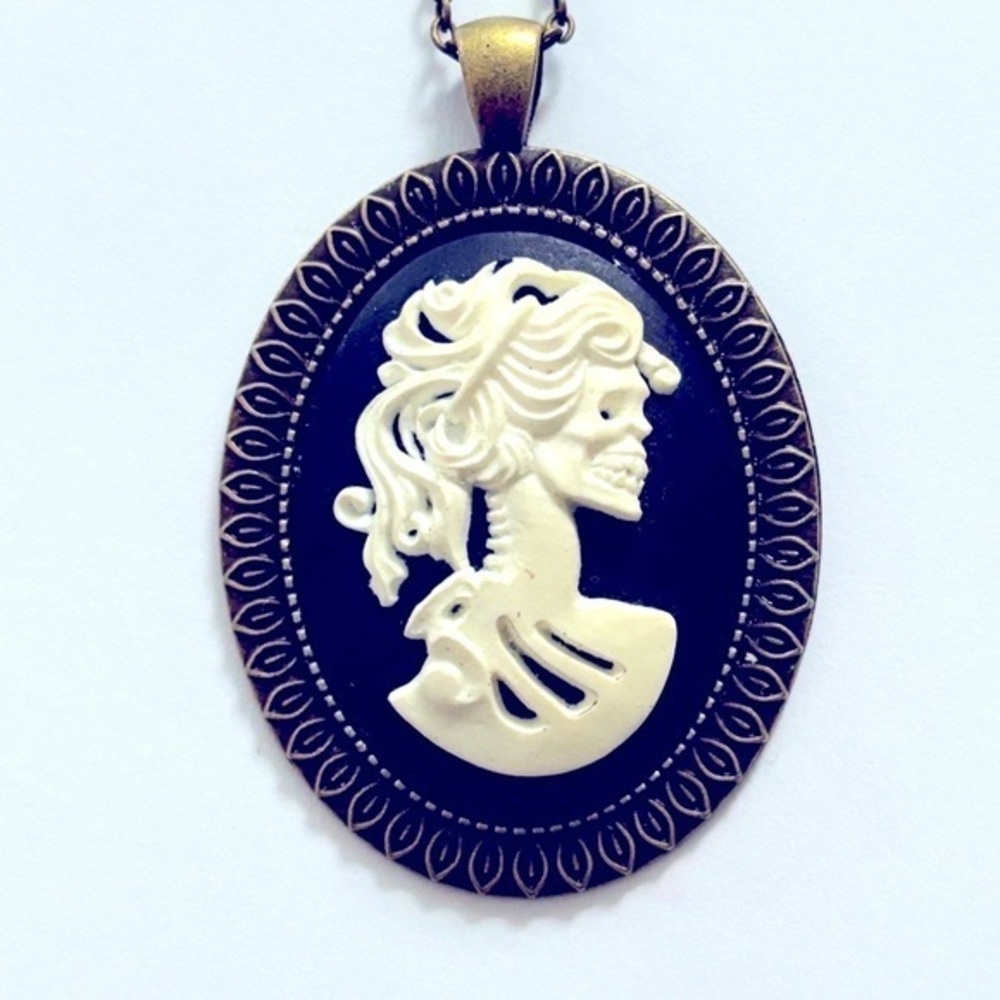 Black and White Skeleton Lady Cameo Victorian Style Necklace, NWT, Handmade